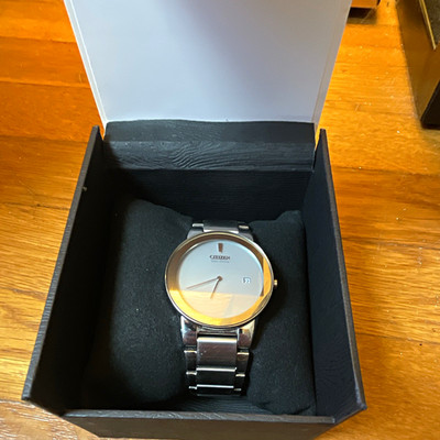 Citizen Eco-Drive Quartz Analog Date Silver SS Bracelet Watch w/ Box