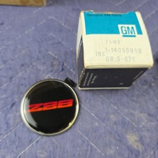 82-92 Camaro 1982 Indy Pace Car Z-28 Center Cap Emblem Gm 14055959 New