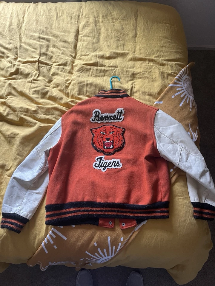 Vtg 80s 1982 US Size M High School Letterman Varsity Bomber Jacket Orange Tigers - Image 2 of 4