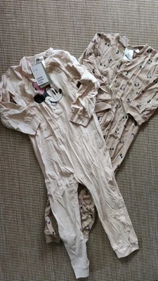 NEU 2er Set H&M Schlafanzug mit Knopfleiste Kinder Baby Gr 104 Minnie Maus - Bild 1 von 4
