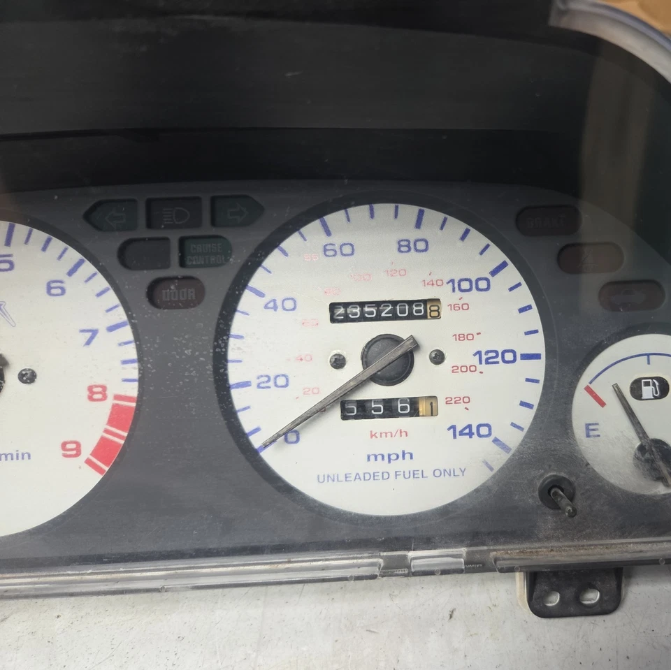 Cuadro de instrumentos Acura Integra 1992-1993 transmisión manual 235 k Foto 3 de 4