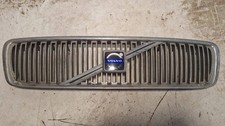 Calandre Volvo V70
