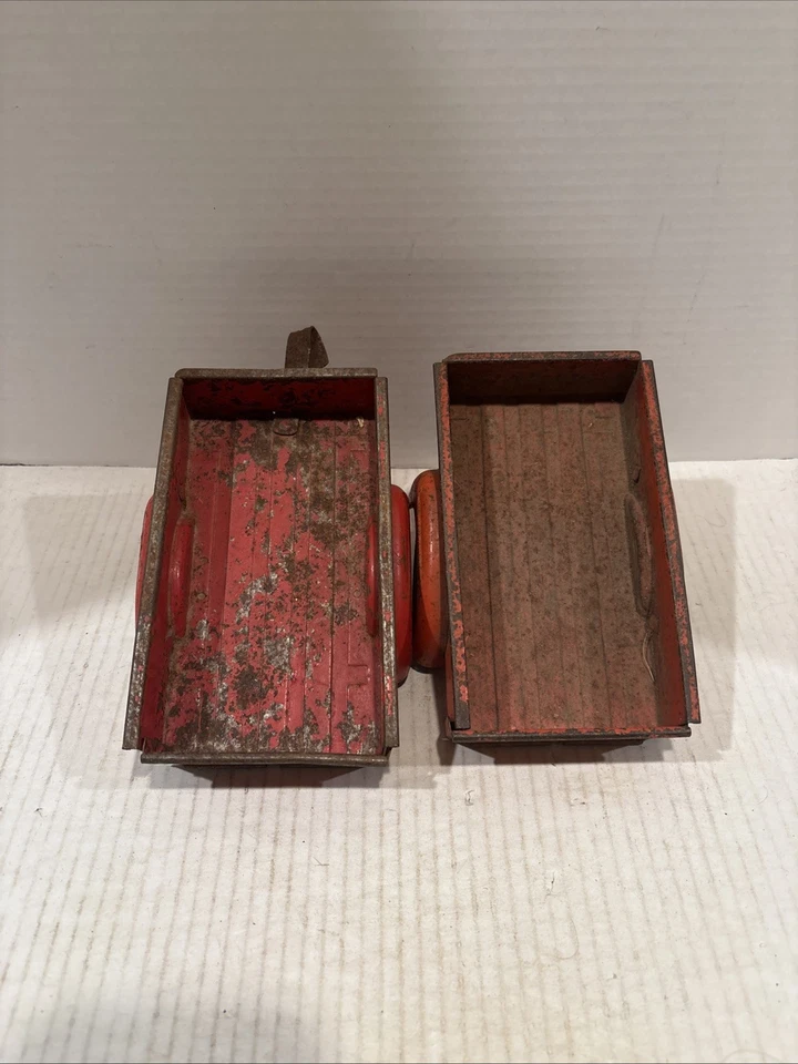 Vintage Tru-Scale International Utility Trailer Toy Red Pressed Steel Lot Of 2 - Image 3 of 4