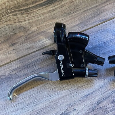 Vintage Shimano Deore LX ST-M567 Shifter Brake Levers 24 Speed 3x8