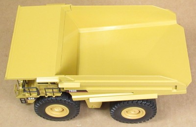 NZG 1:50 – Camion De Chantier CATERPILLAR 793C – Modèle D’occasion – NZG 403