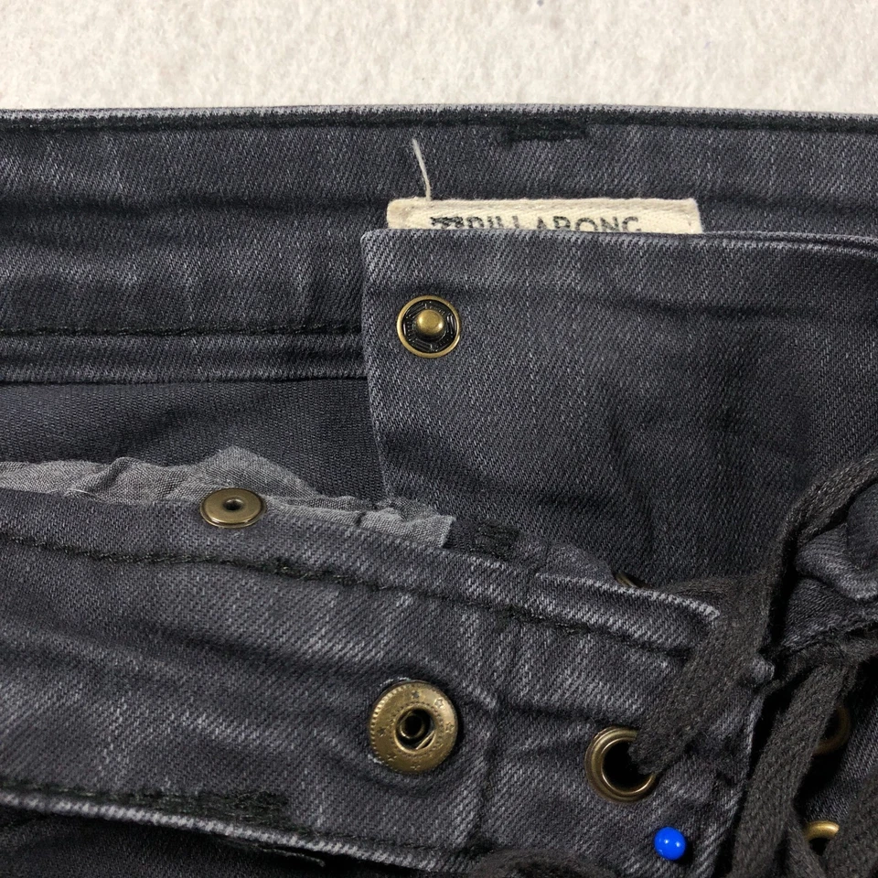 Pantalones de mezclilla para mujer Billabong talla 27 negros con cordones desgastados pierna ajustada elásticos Foto 4 de 4