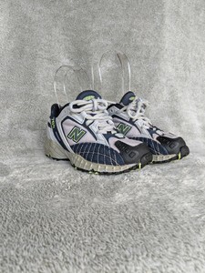 new balance for children