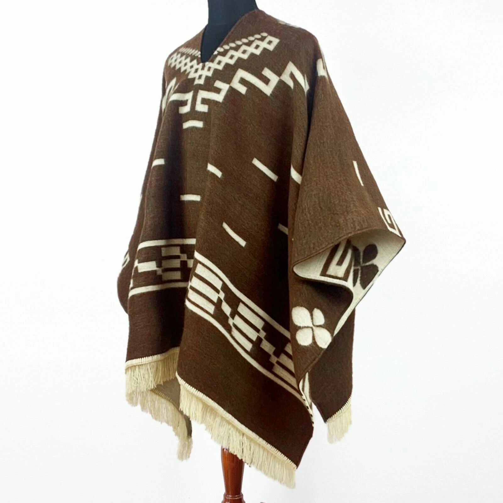 Clint Eastwood Western Cowboy Poncho Serape replica handmade of Alpaca wool
Opens in a new window or