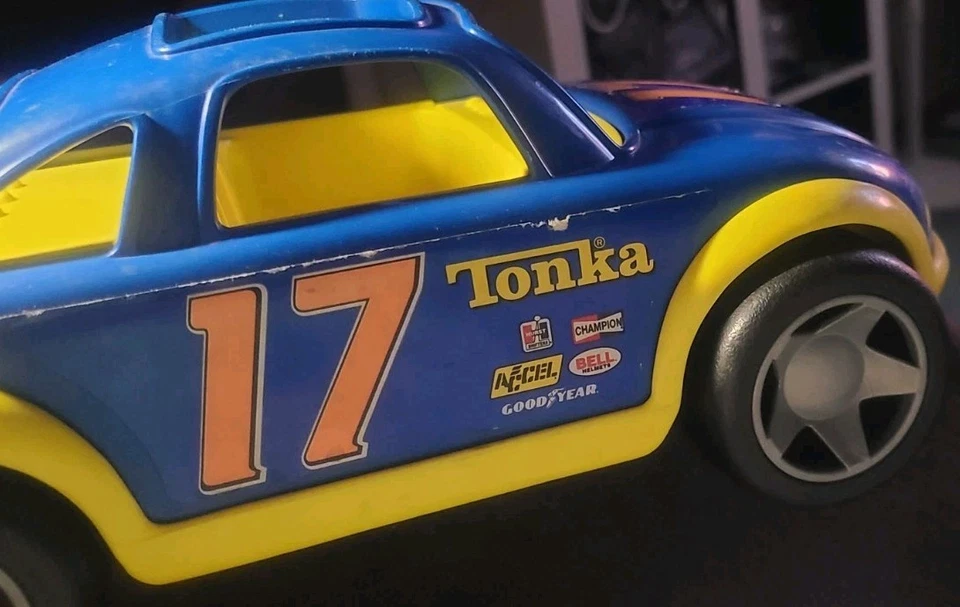 Винтажный 1992 Tonka пластиковая игрушка гоночный автомобиль #17 - Изображение 4 из 4