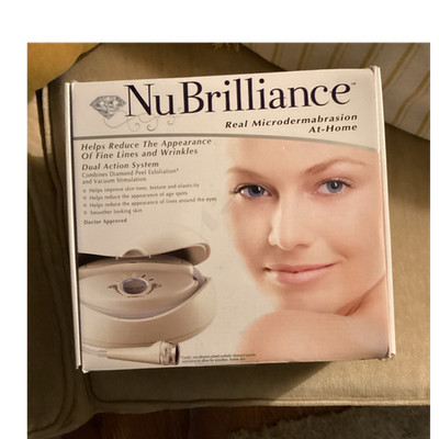NuBrilliance Diamond Microdermabrasion Device, Dual Action, 5 Speeds