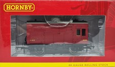 Hornby R6678A LMS Horse Box Wagon No.42409 in LMS Maroon Livery