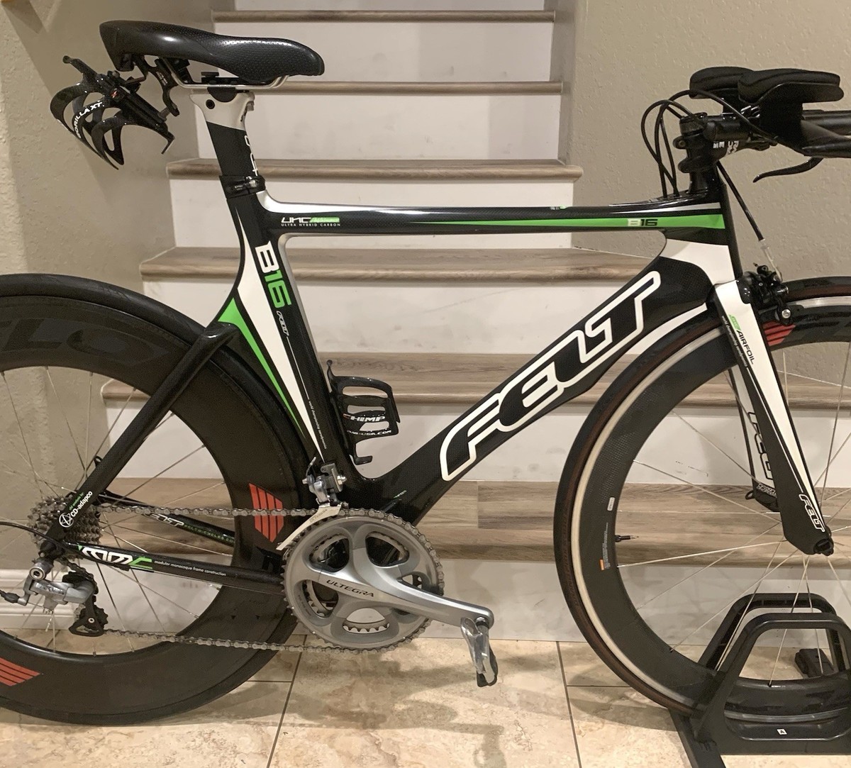 FELT B16 2011 Triathlon/TT Carbon Bike 54cm Shimano Ultegra Flo