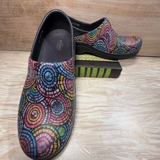 Croc s Nurse Work Slip On Shoes Women s Size 8 Multicolor Slip Resistant Comfort