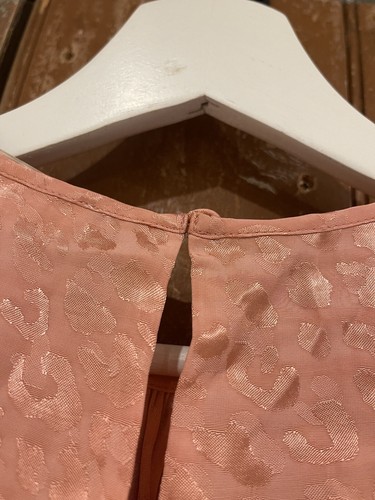 Michael Kors Blouse Top Women's Size Medium Pink Short Sleeve Round Neck - Picture 15 of 16