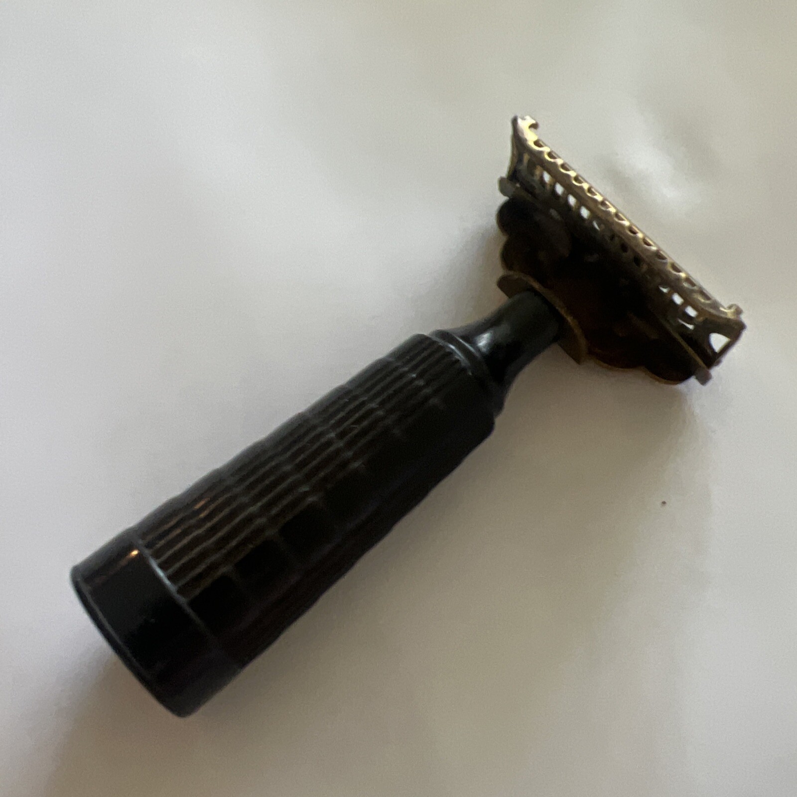 GEM JUNIOR SINGLE EDGE FLIP-TOP SAFETY RAZOR W/FAT BOY HANDLE-PAT 1912-CLEAN