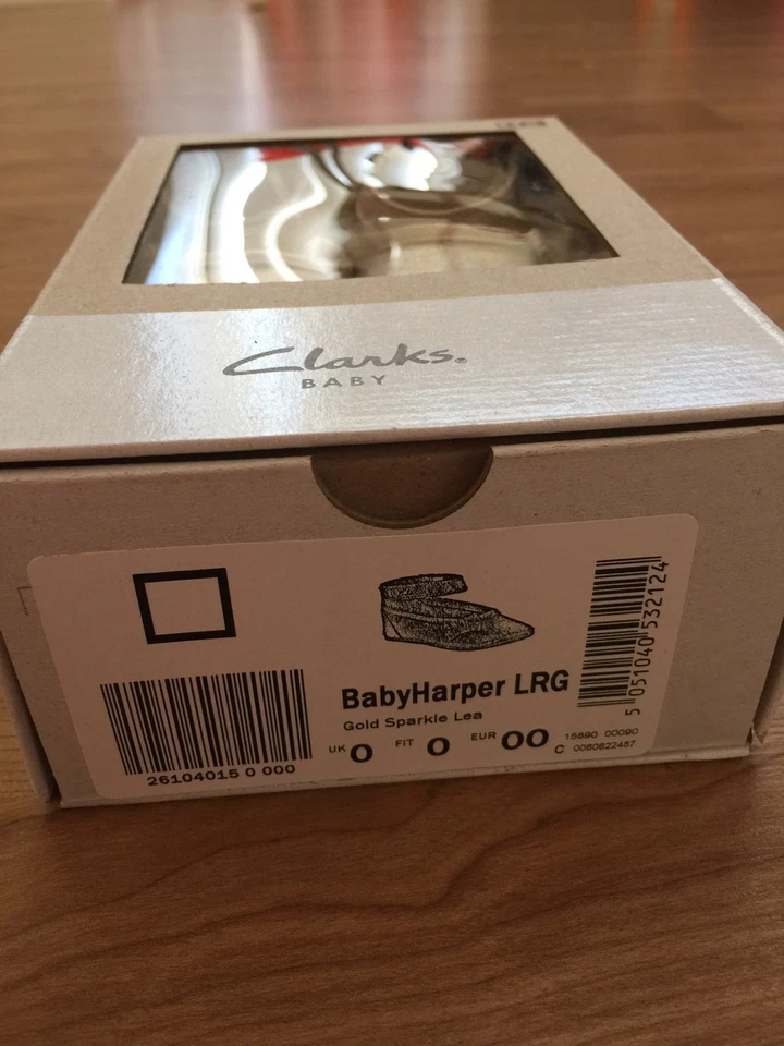 Brand New CLARKS Baby Girl Harper Shoes Soft Leather Bow Gold Mary Jane Size 6-9 - image 2 of 4