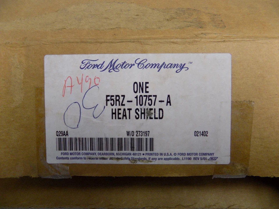 Nuevo conjunto protector térmico Mercury Cougar 1999-2002 fabricante de equipos originales pieza V6 batería F5RZ10757A Foto 3 de 3