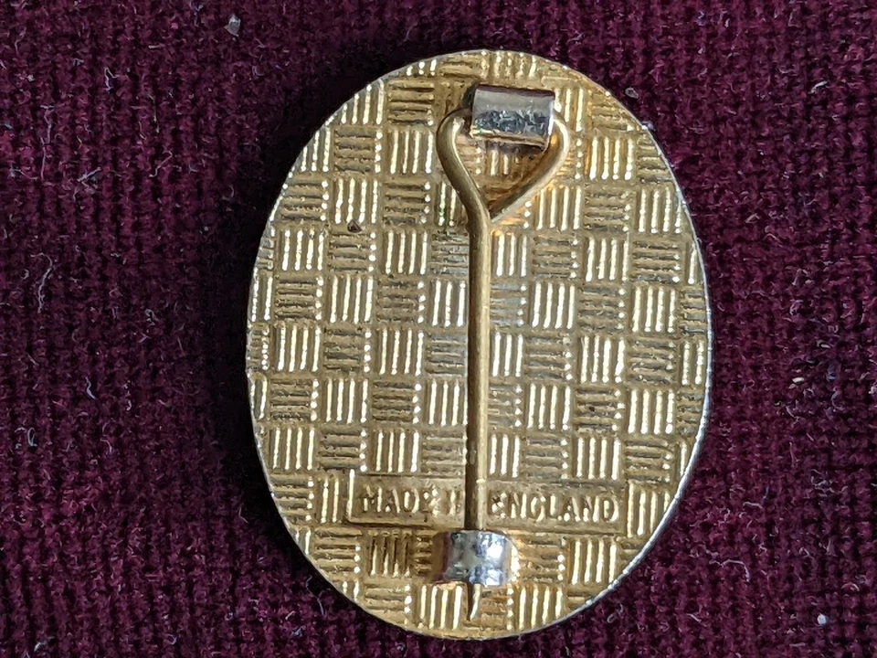 Vintage The Lawn tennis School Enamel School Badge - Image 2 of 3