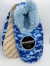 Snoozies Foot Coverings Womens Small Shoe Size 5-6 W.Camo Blue