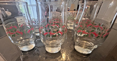Libbey Christmas Glasses Set of 10 Holly Ribbon Gold Rim Tumblers & Footed