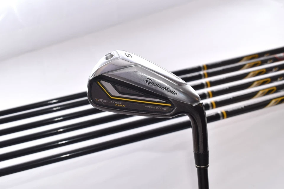 7 Stück TaylorMade ROCKETBLADEZ MAX Eisensatz 5-6-7-8-9-P-A Flex Regular TM7-113 RH