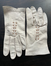 Vintage Victorian Ivory Women  s Leather Gloves with Pink Pearl