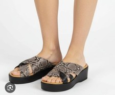 Corso Como Wynnter Slide Sandal Black Snake Knot Leather Wedge Platform 7.5 
