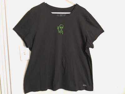 Life Is Good Womens Shirt XXL Gray Alien Peace Sign Crusher Tee Short Sleeve