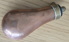 VINTAGE 19th CENTURY COPPER GUNPOWDER FLASK - 11.5 CMS