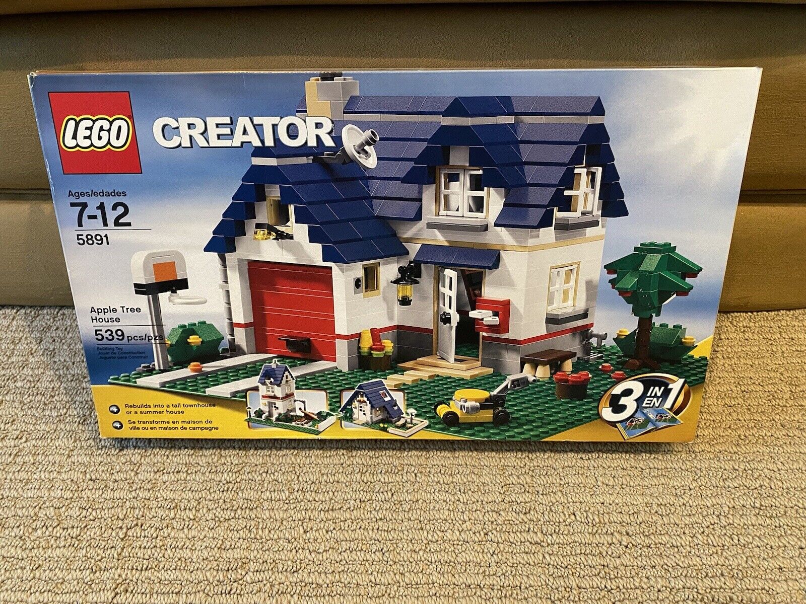 Lego Creator 5891 Apple Tree House 3 in 1 set