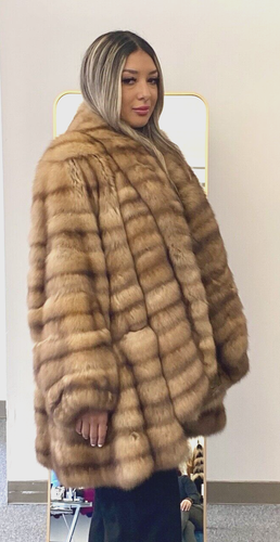 M. CHIARAVELLI GOLDEN RUSSIAN SABLE FUR SWING COAT**HORIZONTAL PELTS**M/L $100K - Picture 3 of 21