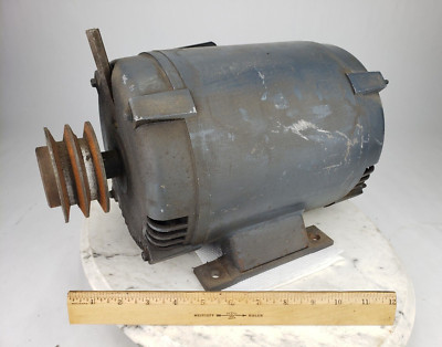 2HP HP Electric Motor Phase 1 Single 240 - No Data Plate 1-1/16'' Shaft Pulley