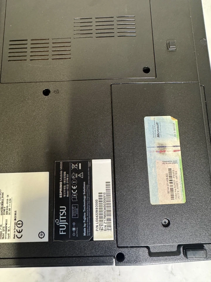 Raro Notebook Fujitsu Esprimo Mobile V6555 Intel Core 2 Duo – No Test - Immagine 4 di 4