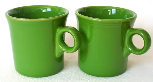 2~Shamrock~FIESTA~Fiestaware~GREEN~10oz~Coffee Mugs~RING HANDLE~Excellent
