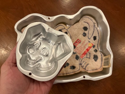 Vintage Wilton Cake Pan Pans: YOU PICK: Star Wars, Power Rangers, Barbie, Disney - Picture 10 of 77