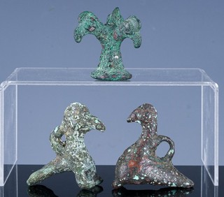 3 EARLY CHINESE ARCHAIC BRONZE BIRD FIGURAL PENDANT FINIALS ZHOU WARRING STATES