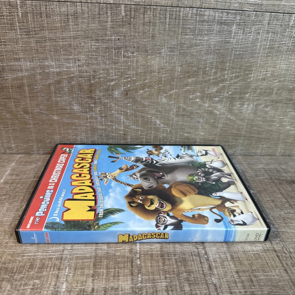 Madagascar (DVD, 2005, Widescreen) - Image 2 of 4