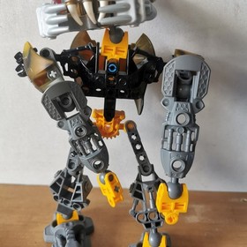 Lego 8918 Bionicle Mahri Nui Barraki Carapar robot / ref A704