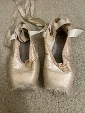 ballet pointe shoes used