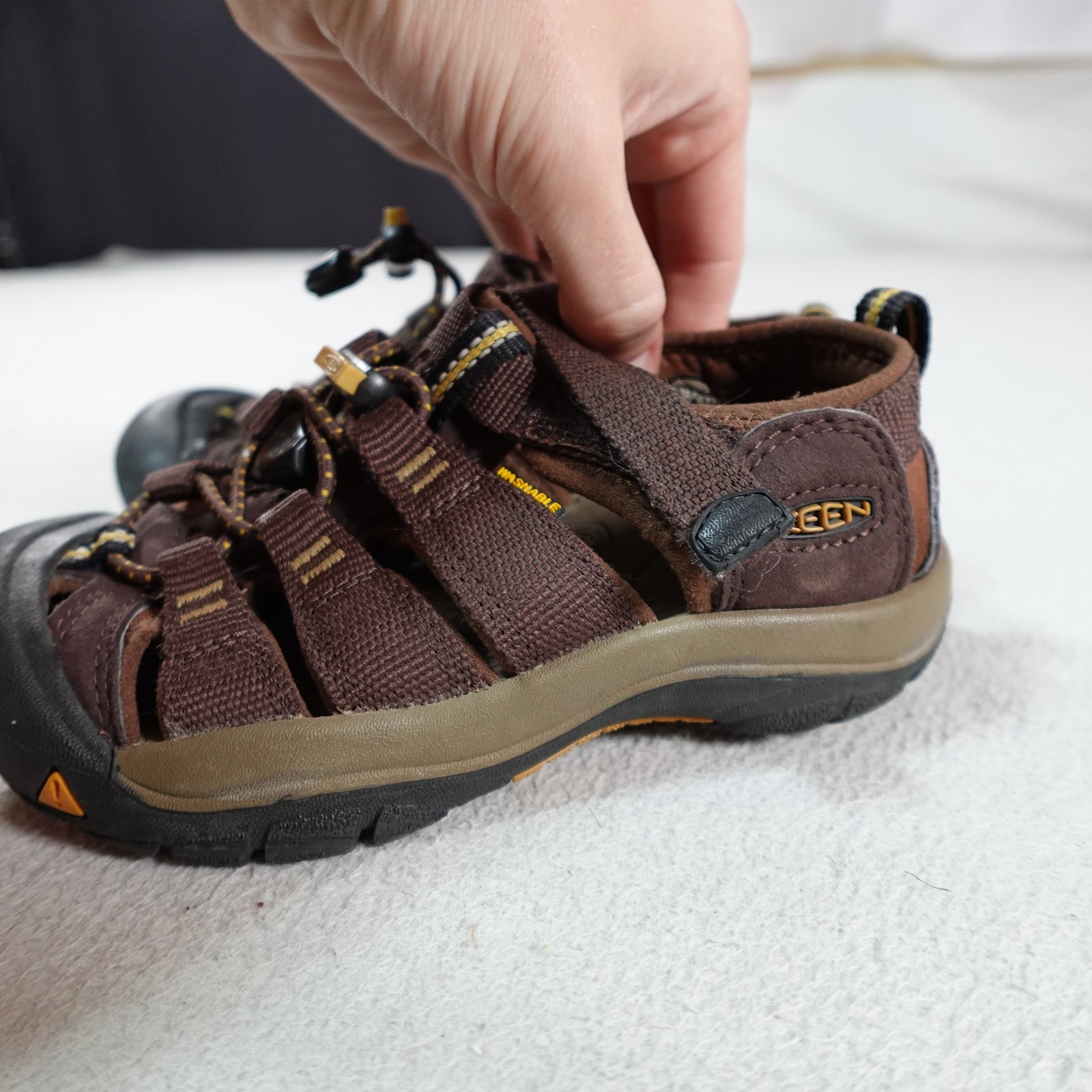 Scarpe Keen Newport H2 giovani taglia 13 marroni sandali lavabili escursionismo outdoor acqua