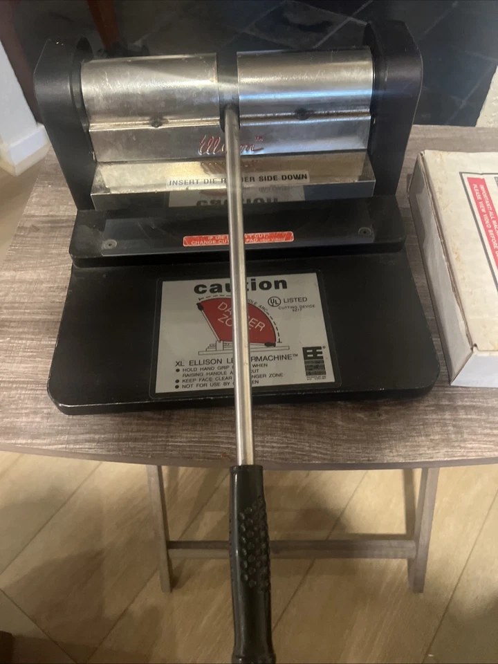 Ellison XL Letter Machine Cutting Device #9z17 And Tool Kit - Image 2 of 4