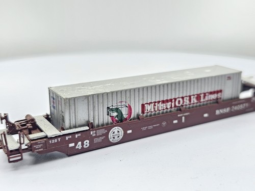 **GEBRAUCHT LESEN Walthers Spur N 48' Flachwagen BNSF #240571 mit Mitsui OSK Container - Bild 4 von 17