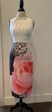 Woman Ted Backer White Top With Floral Formal Dress New (1)
