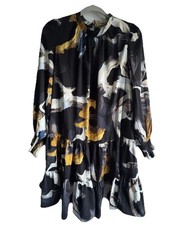 Nine West NWOT striking Patterned Long Sleeve Dress