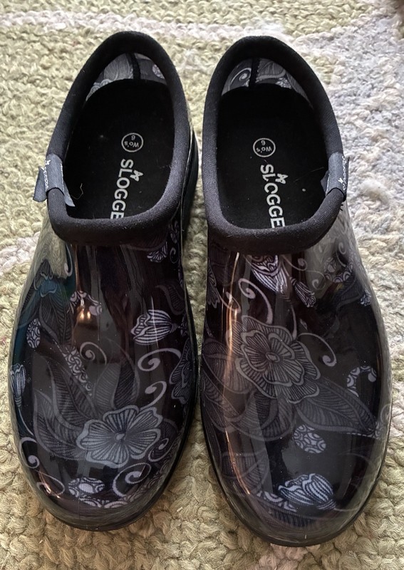 SLOGGERS-Size 6 Women - Rubber Garden Shoes - Black w/Gray Flowers MADE IN USA