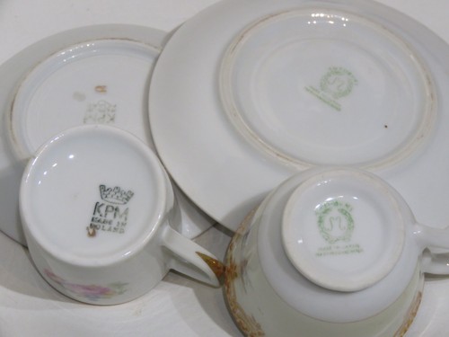 12 einzigartige Vintage Bone China Demitasse Tassen & Untertassen meist asiatisch Restposten - Bild 10 von 14