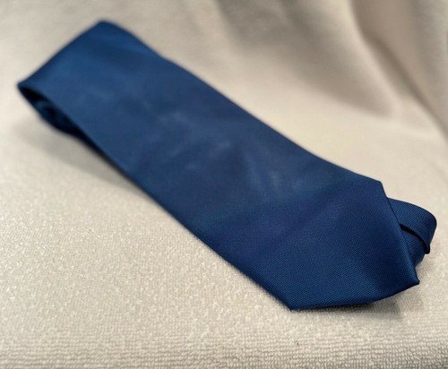 Dockers, Designer Blue Necktie 57 x 3 1/2 inches. - Picture 2 of 3