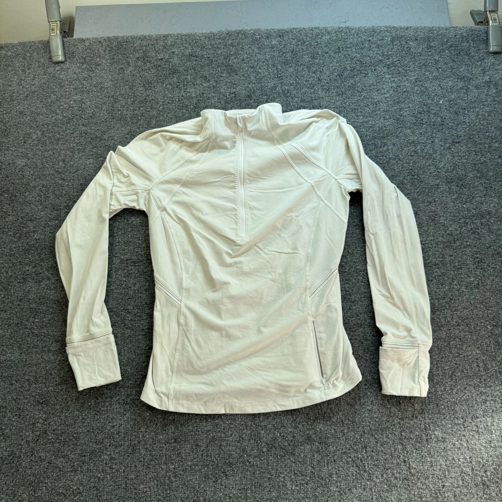 lululemon pullover 1/2 zip running lightweight thumb holes jacket
