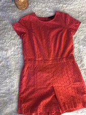 BANANA REPUBLIC Romper Eyelet Lined Shorts Cap Sleeves Pockets Coral RED Size 4