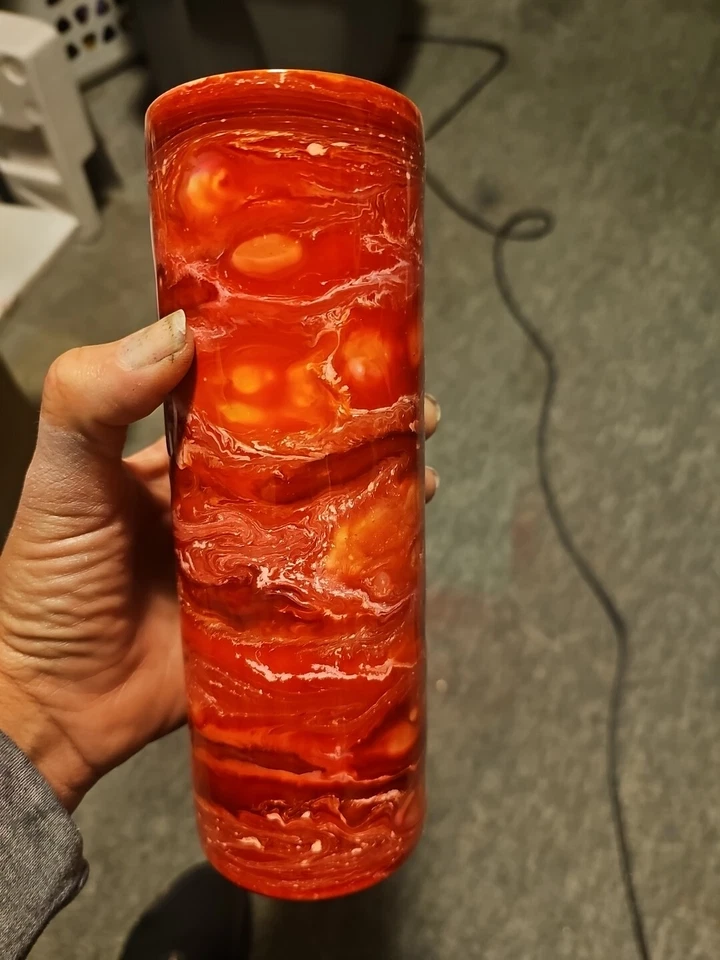 Redemoinho vermelho, amarelo, laranja e branco 20 oz - Imagem 3 de 4